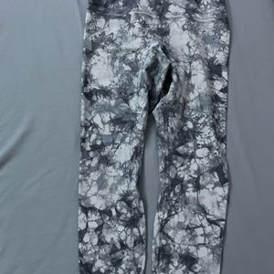 Lululemon tight workout pants